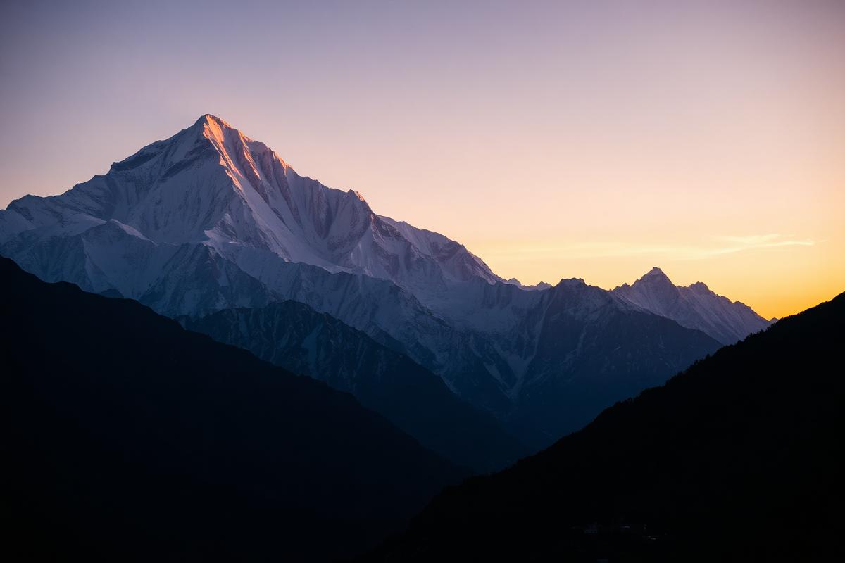 Everest spring climbing season sees record number of permits issued